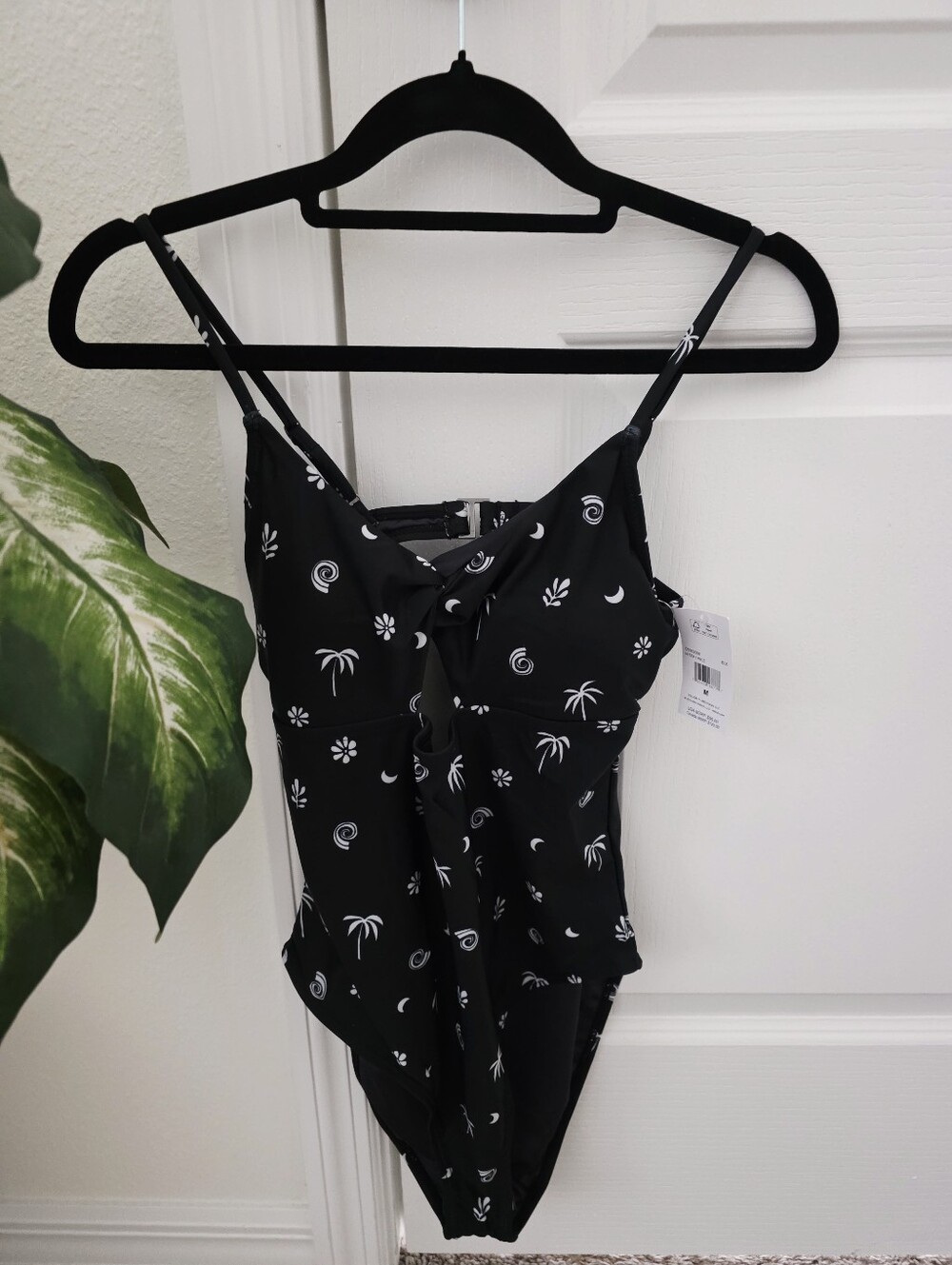 VOLCOM🕶 Hi Tide One Piece Swimsuit SIZE M